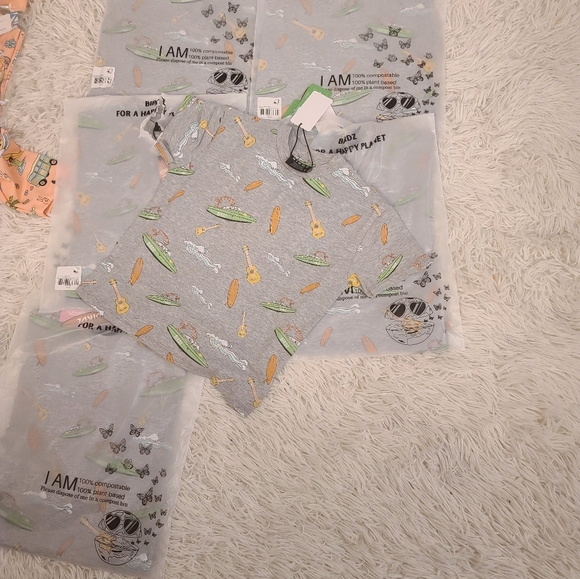 Birdz tshirts - Picture 3 of 3